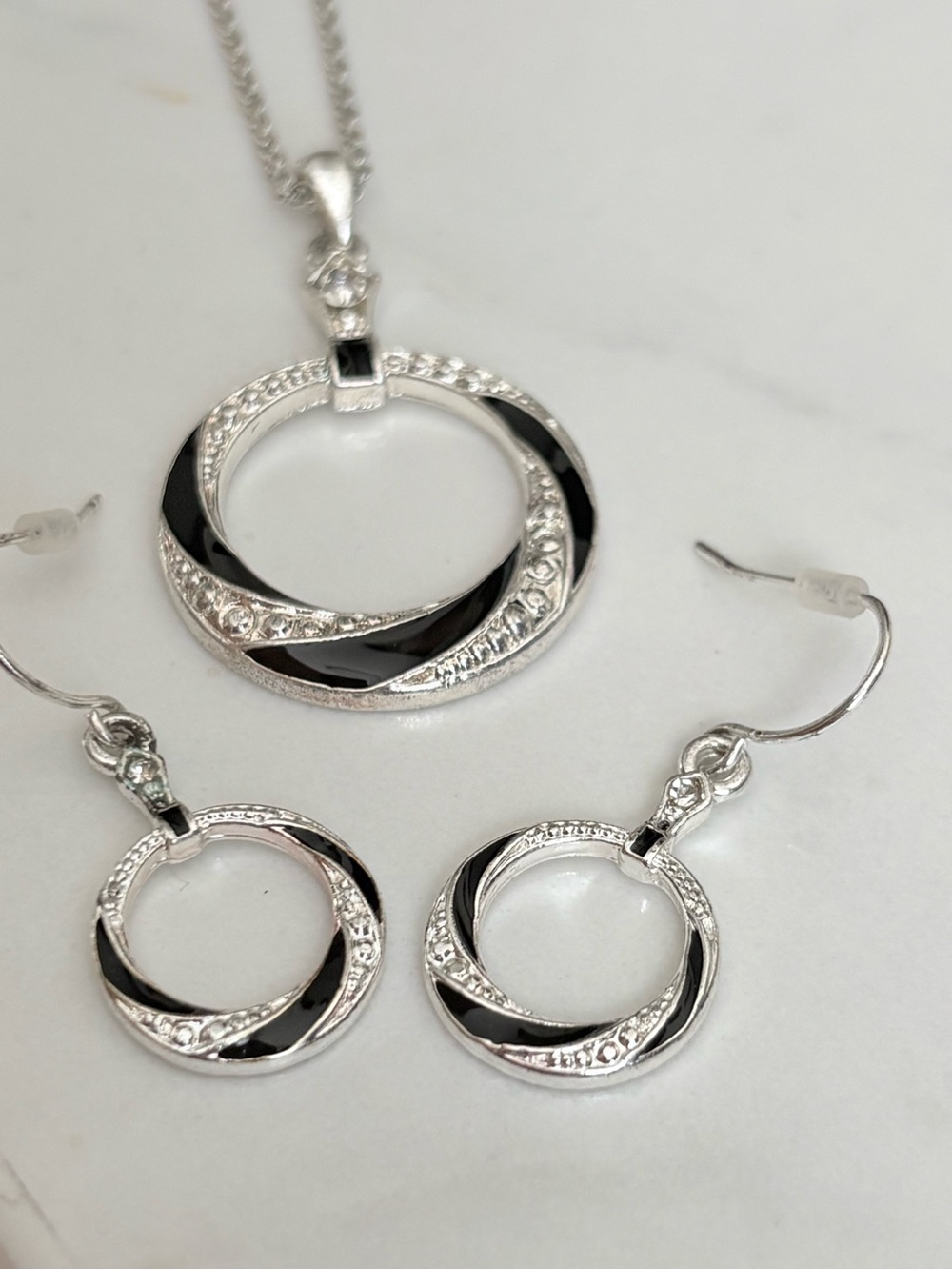 Vintage Avon Black Enamel & Crystal Circle Necklace Earrings Set Silver Tone Y2K